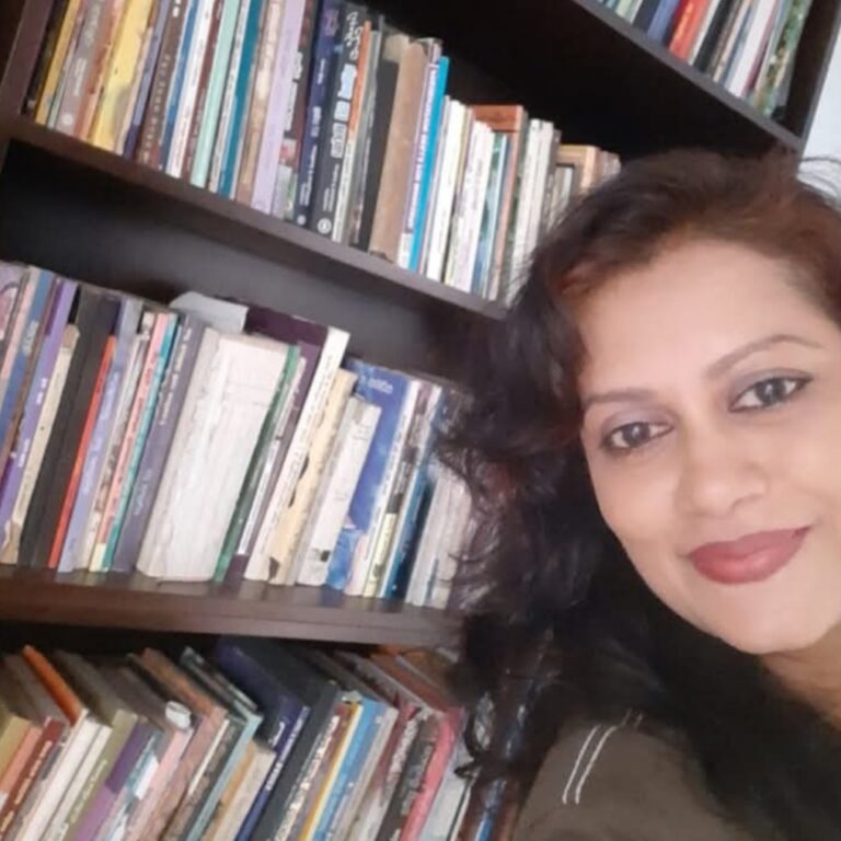 Tharaka Wasalamudaliarachchi and her Book Collection