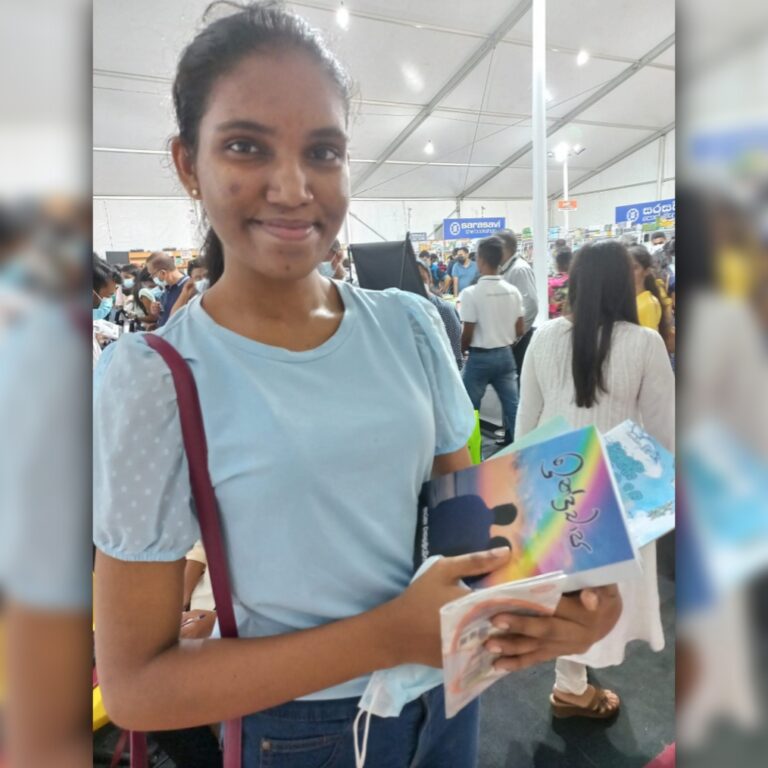 Tharu Queen A fan of Tharaka Wasalamudaliarachchi with her "Indrachapa" book