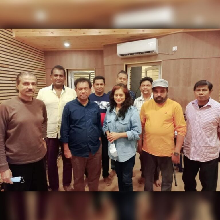 Songwriting Career Tharaka Wasalamudaliarachchi & Navarathne Gamage, Priyantha Kodippili & Mahinda Bandara during the making of "Thani Malak"